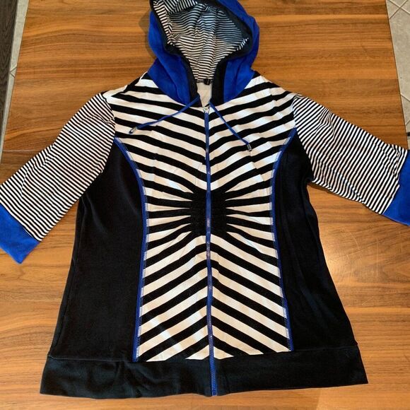 Karbon womens' winter jacket, Sz 8, EUC, white, blk, ski, board, outdoor sports - Picture 10 of 15